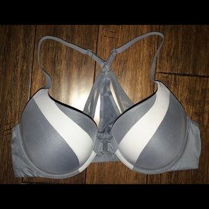 Victoria’s Secret 36D Bra